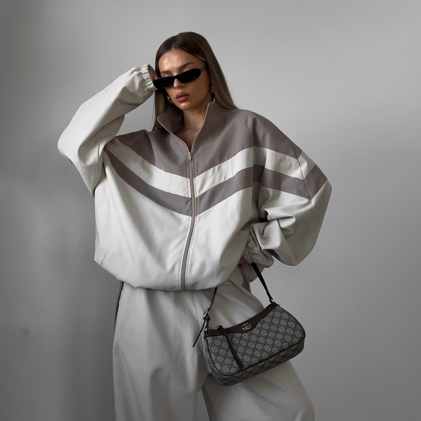 Women’s Athletic Set – Spring/Autumn Striped Tracksuit with Contrast Colors