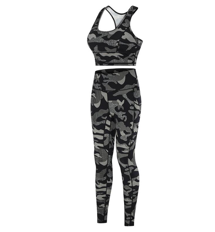 Women’s Camouflage Sports Suit – Polyester Fitness Workout Set, Summer Activewear