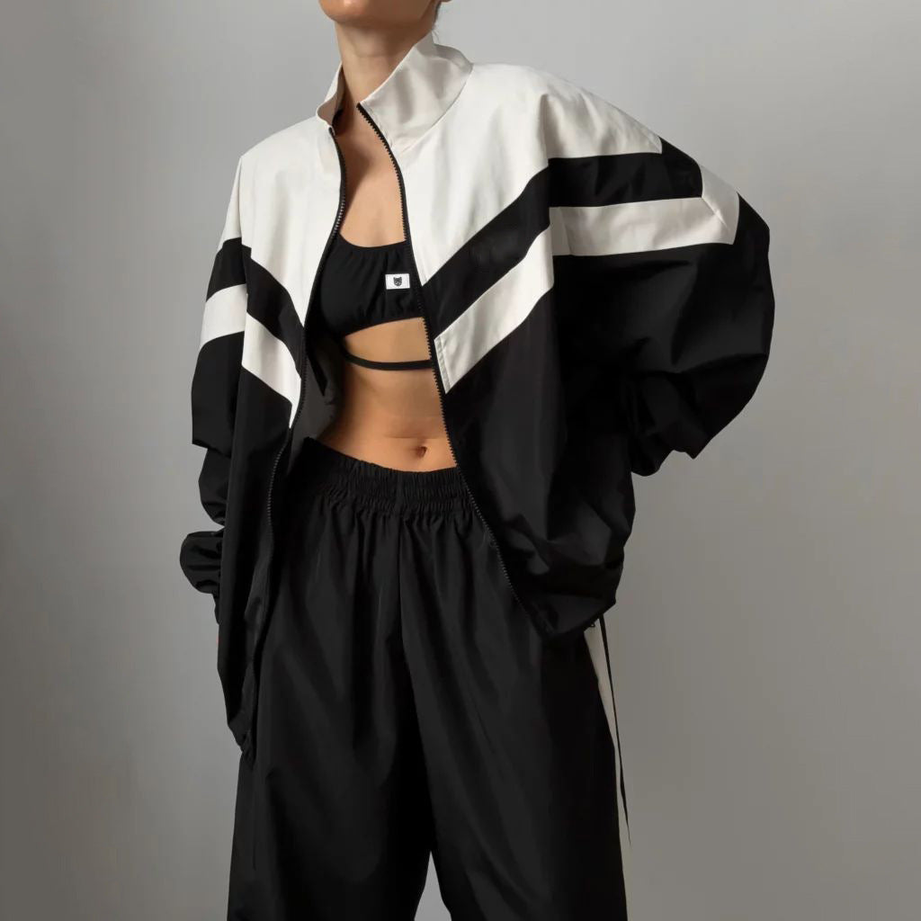 Women’s Athletic Set – Spring/Autumn Striped Tracksuit with Contrast Colors